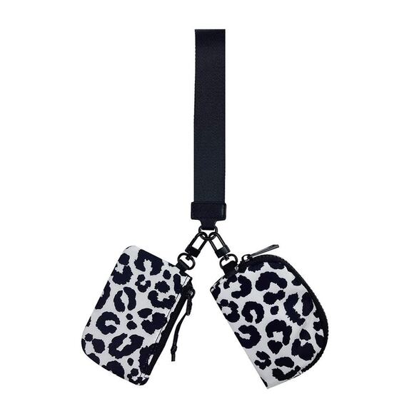 Dual Pouch Wallets Wristlet Keychain Black and White Leopard - Picture 1 of 2